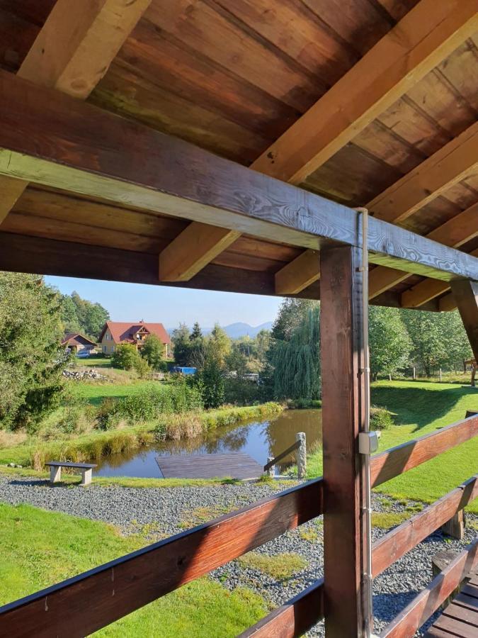 Apartamenty Czerwony Dworek - Duzy Teren Zielony, Plac Zabaw, Miejsce Na Grilla I Staw Z Mozliwoscia Wedkowania, Boisko Mysłakowice Esterno foto
